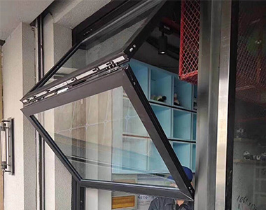 Sigue a Hihaus para obtener los beneficios de las ventanas plegables de aluminio